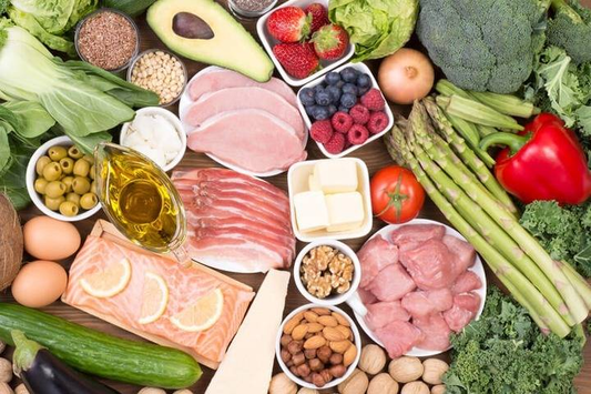 Dieta chetogenica: come funziona davvero, benefici, rischi e perché l’integrazione può fare la differenza